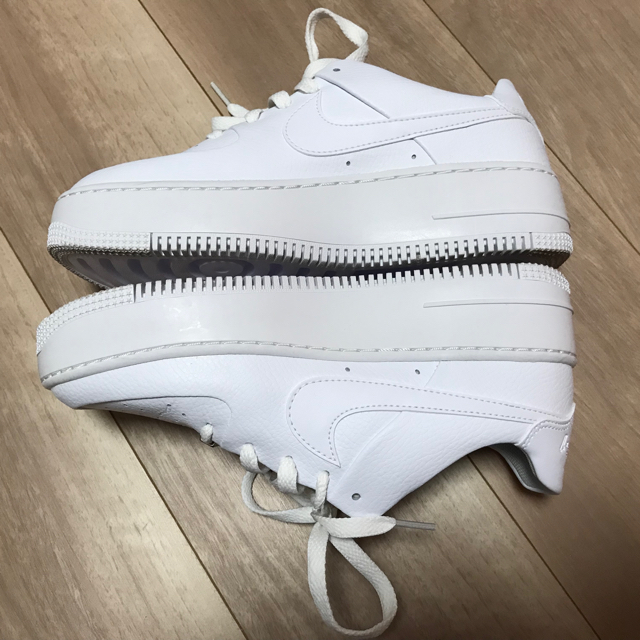 NIKE 最終値下げ ナイキ エアフォース1 セージ ロウ 美品 low 新品同様 ホワイト 24㎝ ロー セージ エアフォース1 1 FORCE AIR NIKE スニーカー