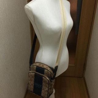 コーチ(COACH)のCOACH斜めがけショルダー500円値引(ショルダーバッグ)