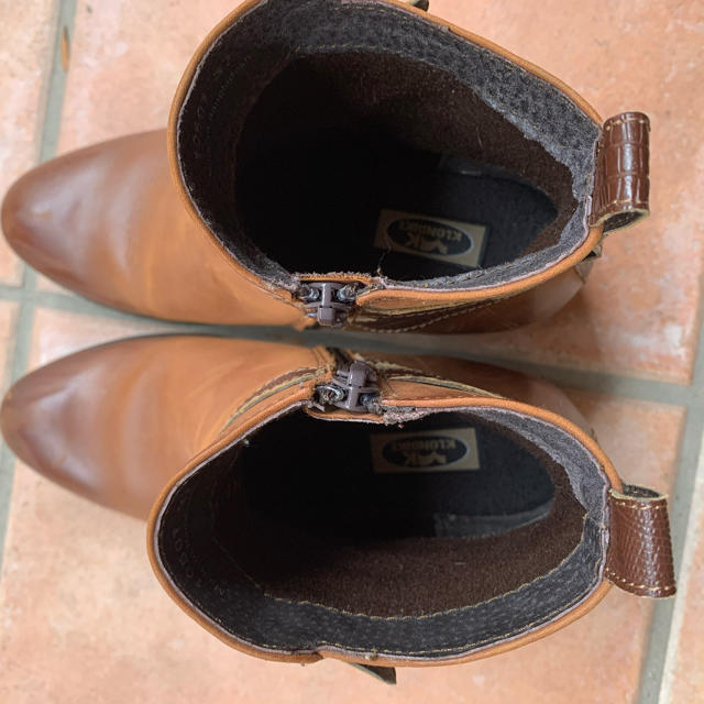 【KLONDIKE/ｸﾛﾝﾀﾞｲｸ】ベルト使いレザーショートブーツ レディースの靴/シューズ(ブーツ)の商品写真