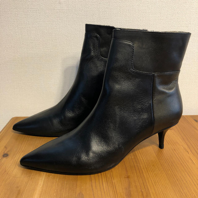 新品 ZARA 本革ショートブーツ 39サイズ