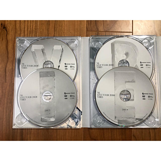 V6　LIVE　TOUR　2008　VIBES（初回限定盤） DVD エンタメ/ホビーのDVD/ブルーレイ(ミュージック)の商品写真