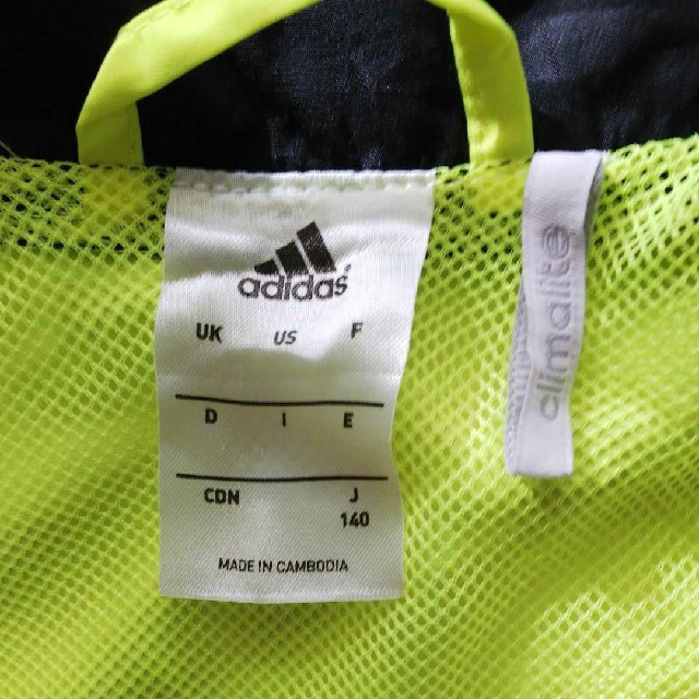 adidas(アディダス)のアディダスジャンパー140サイズ キッズ/ベビー/マタニティのキッズ服女の子用(90cm~)(ジャケット/上着)の商品写真