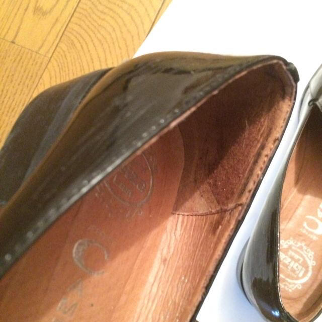 JEFFREY CAMPBELL(ジェフリーキャンベル)のエナメルのタッセルローファー レディースの靴/シューズ(ローファー/革靴)の商品写真