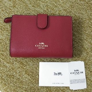 コーチ(COACH)のCOACH コーチ 二つ折り財布 2つ折り レッド 赤 美品(財布)