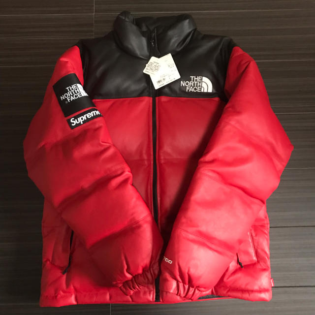 Supreme(シュプリーム)の今市着Supreme The North Face Leather Nuptse メンズのジャケット/アウター(ダウンジャケット)の商品写真