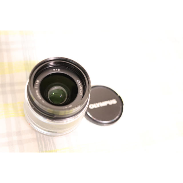 OLYMPUS 25mm f1.8 レンズ 1
