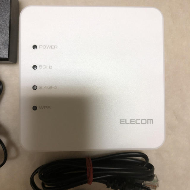 ELECOM(エレコム)のELECOM 無線LANルータ　WRC-1167FS-W スマホ/家電/カメラのスマホ/家電/カメラ その他(その他)の商品写真