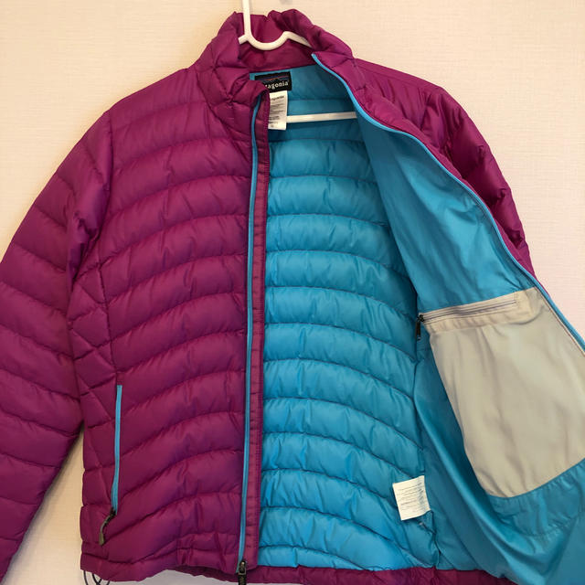 patagonia(パタゴニア)のパタゴニア　ライトダウンジャケット レディースのジャケット/アウター(ダウンジャケット)の商品写真