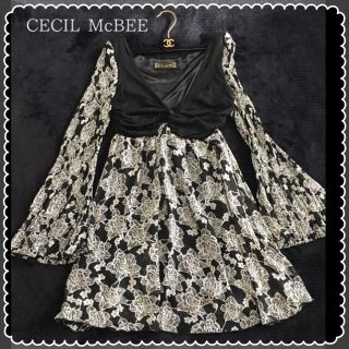 セシルマクビー(CECIL McBEE)のセシルマクビー 薔薇柄シフォンワンピ/M(ひざ丈ワンピース)