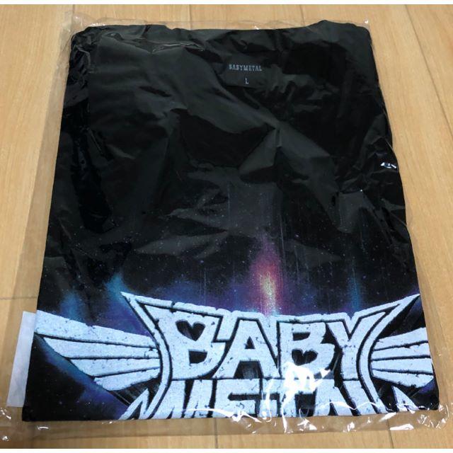 BABYMETAL(ベビーメタル)のBABYMETAL ☆ 新品未開封 THE FORUM Tシャツ エンタメ/ホビーのタレントグッズ(アイドルグッズ)の商品写真