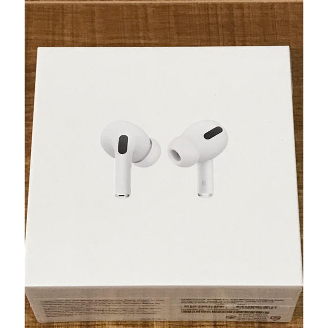Apple(アップル)のルパン5世様専用 airpods 3台 スマホ/家電/カメラのオーディオ機器(ヘッドフォン/イヤフォン)の商品写真
