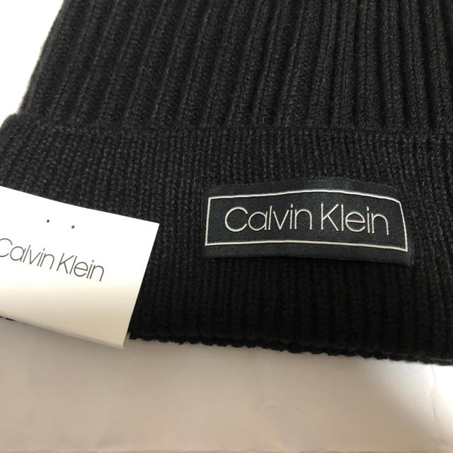 Calvin Klein(カルバンクライン)のカルバンクラインのニット帽 黒ブラック 新品未使用 レディースの帽子(ニット帽/ビーニー)の商品写真