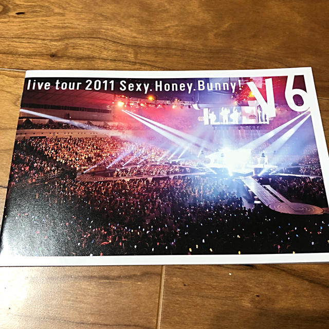 V6　live　tour　2011　Sexy．Honey．Bunny！（Sexy エンタメ/ホビーのDVD/ブルーレイ(ミュージック)の商品写真