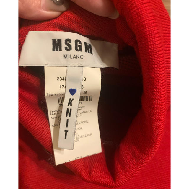 MSGM(エムエスジイエム)のMSGM タートルニット　S 美品 レディースのトップス(ニット/セーター)の商品写真