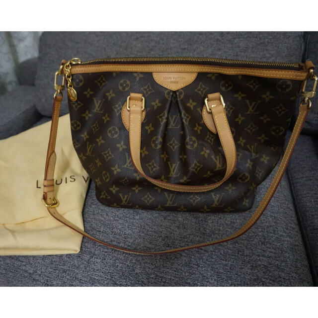 LOUIS VUITTON - 美品✨正規品ルイヴィトン  パレルモ　ショルダーバッグ