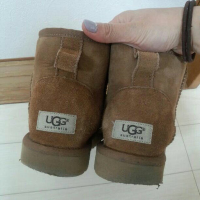 UGG(アグ)のみー様専用です UGG クラシックミニ レディースの靴/シューズ(ブーツ)の商品写真