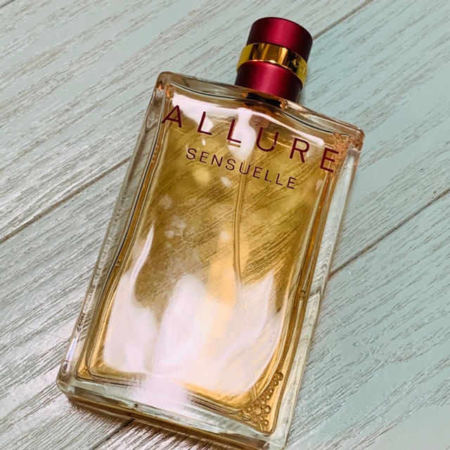 シャネル香水　SENSUELLE 100ml