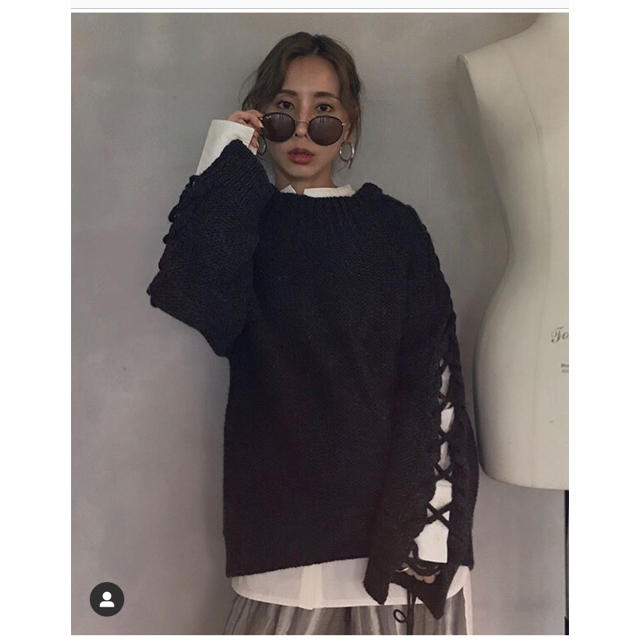 Ameri VINTAGE(アメリヴィンテージ)のAmeri UNDRESSED SHIRT LAYERED KNITニット レディースのトップス(ニット/セーター)の商品写真