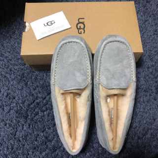 アグ(UGG)の24センチUGGアグ アンスレー3312ライトグレー(スリッポン/モカシン)