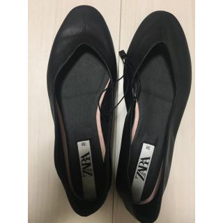 ザラ(ZARA)のZARA レザー　フラット　シューズ(バレエシューズ)