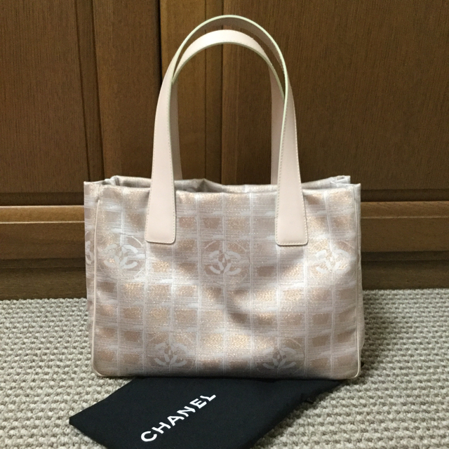 CHANEL 美品　大人気❤️ニュートラベルライン トートーPM