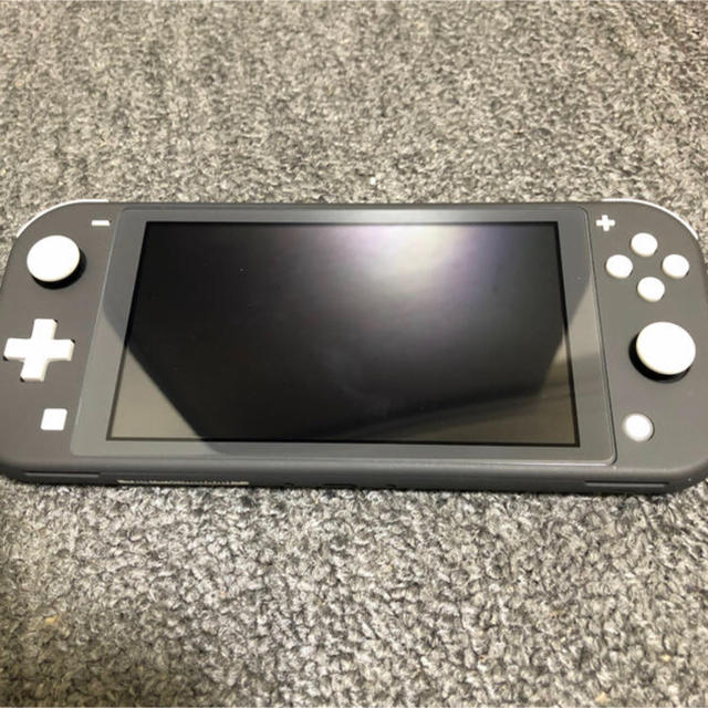 Nintendo Switch(ニンテンドースイッチ)のswitch lite(スイッチ ライト) エンタメ/ホビーのゲームソフト/ゲーム機本体(家庭用ゲーム機本体)の商品写真