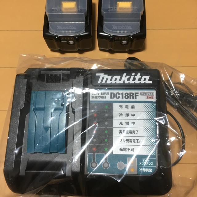 Makita(マキタ)の新品 マキタ バッテリ BL1860B 純正 2個 + 充電器 その他のその他(その他)の商品写真