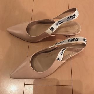 ザラ(ZARA)のサンダル パンプス　ベージュ(ハイヒール/パンプス)