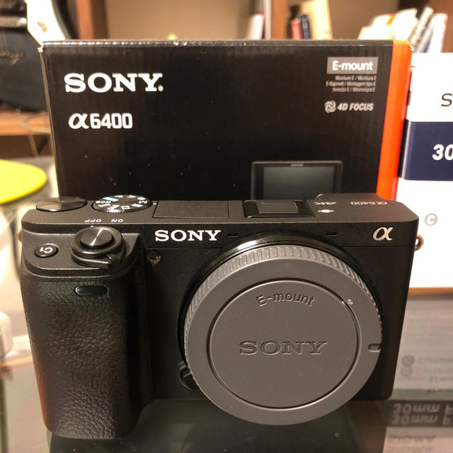 α6400本体　+ 純正バッテリー+充電器セット