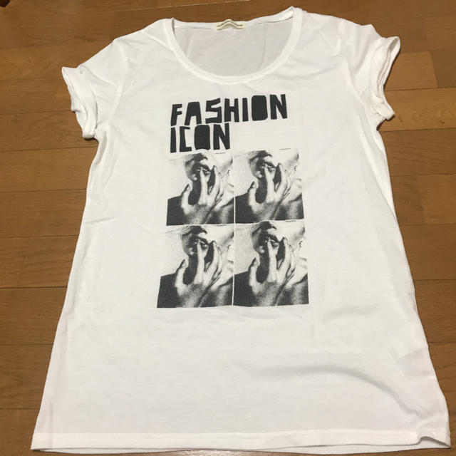 JURIANO JURRIE(ジュリアーノジュリ)のレディースティシャツ   レディースのトップス(Tシャツ(半袖/袖なし))の商品写真