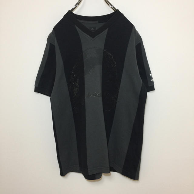 adidas(アディダス)のadidas アディダス 半袖 Tシャツ ビッグ プリントロゴ ストライプ 古着 メンズのトップス(Tシャツ/カットソー(半袖/袖なし))の商品写真