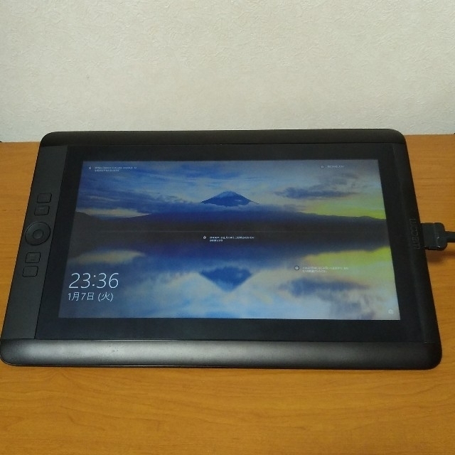 Wacom(ワコム)のwacom cintiq 13HD DTK-1300/K0 おまけ付き スマホ/家電/カメラのPC/タブレット(ディスプレイ)の商品写真