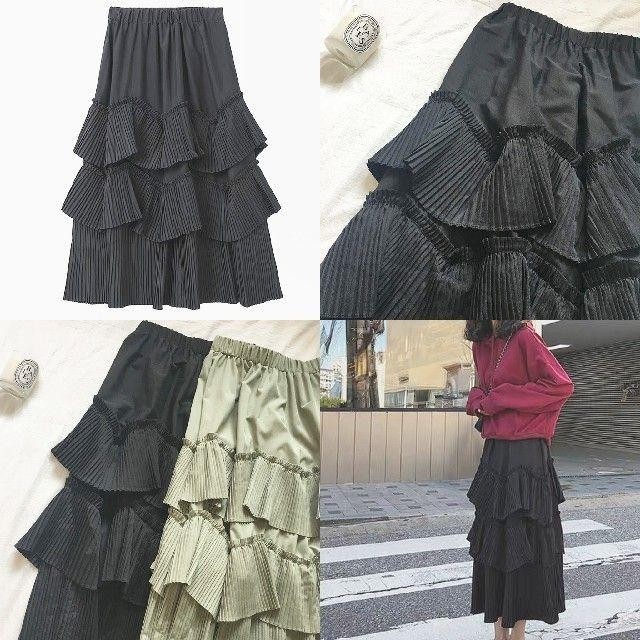 STUDIOUS(ステュディオス)のVOLUME PLEAT LAYERED SKIRT. レディースのスカート(ロングスカート)の商品写真