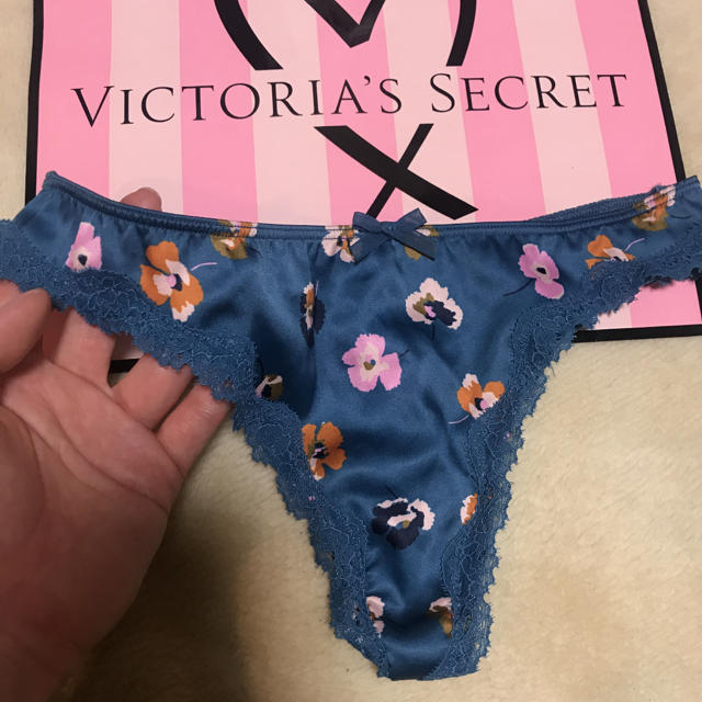 Victoria's Secret(ヴィクトリアズシークレット)のビクトリアシークレット  レディースの下着/アンダーウェア(ショーツ)の商品写真