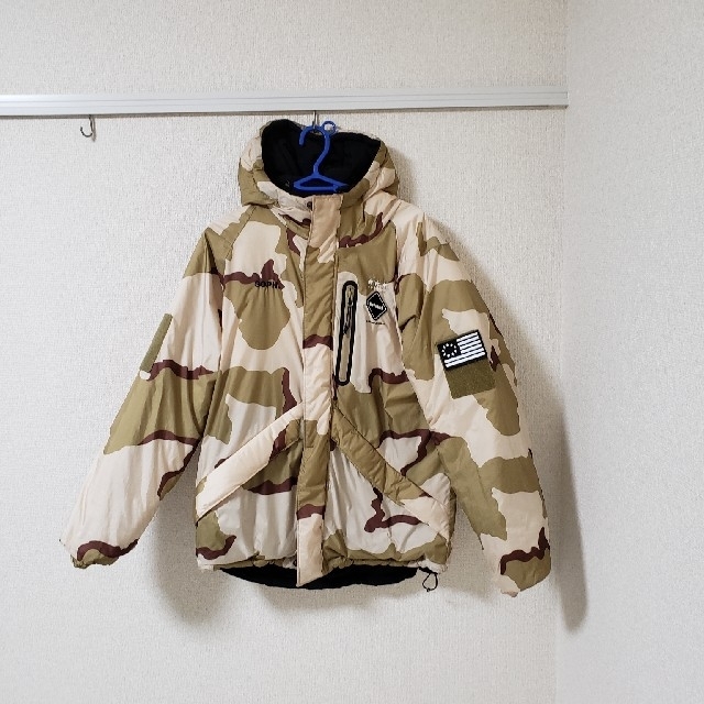 F.C.R.B.(エフシーアールビー)のFCRB padded jacket　リバーシブル　 メンズのジャケット/アウター(ダウンジャケット)の商品写真