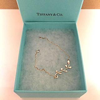 Tiffany & Co. - オリーブリーフヴァインブレスレットの通販 by MAー