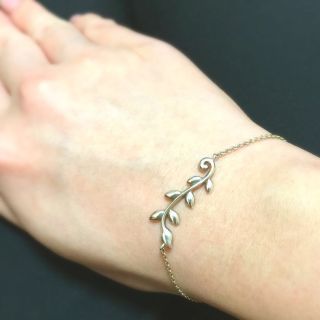 Tiffany & Co. オリーブリーフヴァインブレスレット