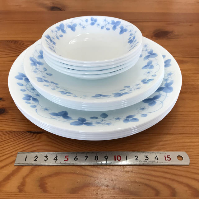 CORELLE(コレール)のCORELLE コレール　セット　31枚セット インテリア/住まい/日用品のキッチン/食器(食器)の商品写真