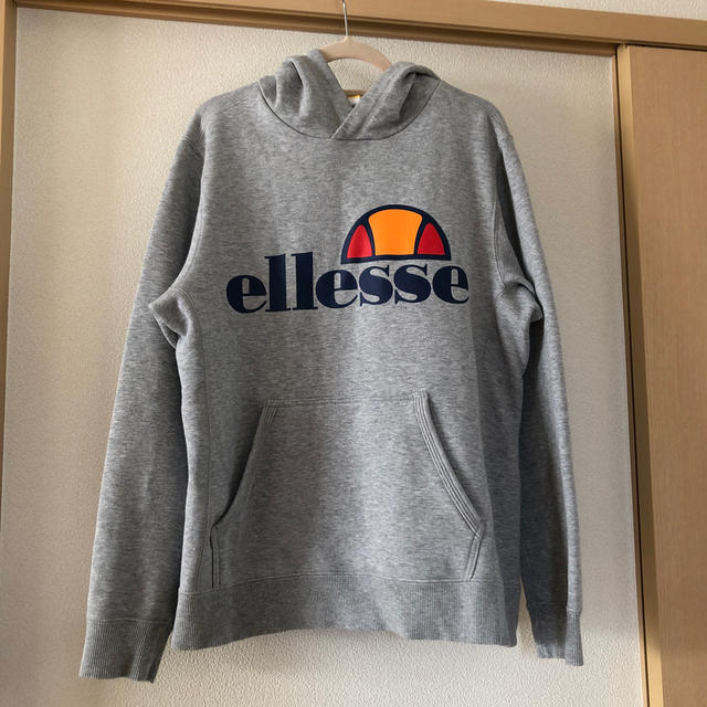 ellesse(エレッセ)のellesse パーカー メンズのトップス(パーカー)の商品写真