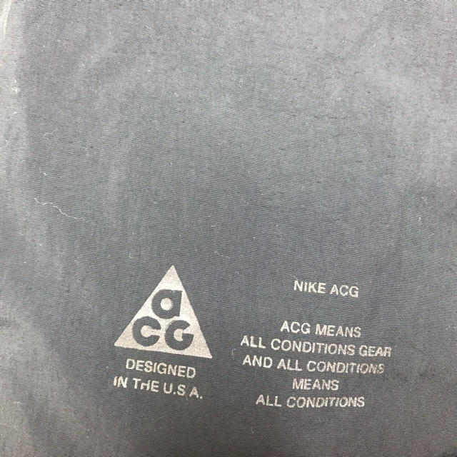 NIKE(ナイキ)のNIKE acg メンズのジャケット/アウター(ナイロンジャケット)の商品写真