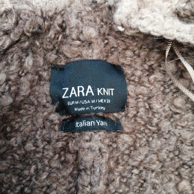 ZARA(ザラ)のmiumiu様専用‼️　　　ZARA   ポンチョ(◍•ᴗ•◍)❤ レディースのジャケット/アウター(ポンチョ)の商品写真