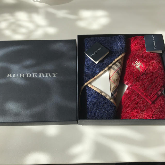 BURBERRY(バーバリー)のバーバリー　タオルハンカチ　2枚セット メンズのファッション小物(ハンカチ/ポケットチーフ)の商品写真