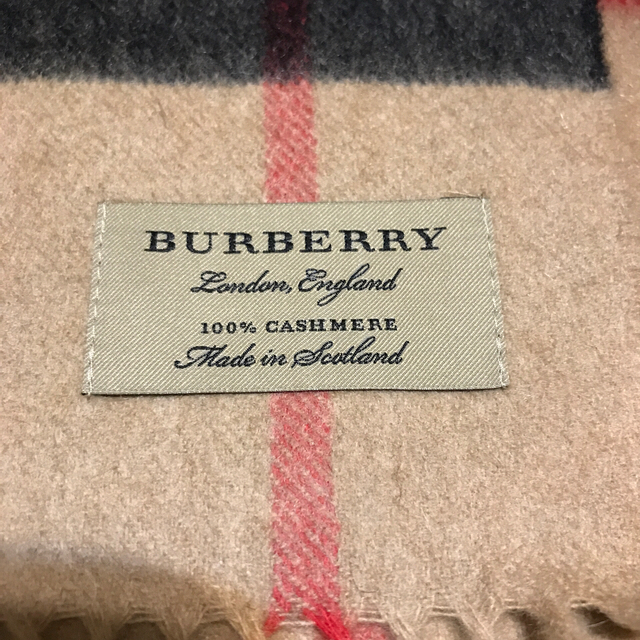 BURBERRY(バーバリー)の☆新品☆ バーバリー   カシミヤ100%  マフラー レディースのファッション小物(ストール/パシュミナ)の商品写真