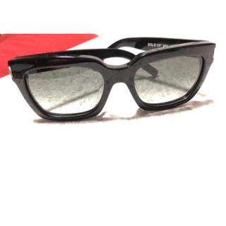SAINT LAURENT(サングラス/メガネ)のフリマアイテム一覧 SAINT LAURENT(サングラス/メガネ)のフリマアイテム一覧
