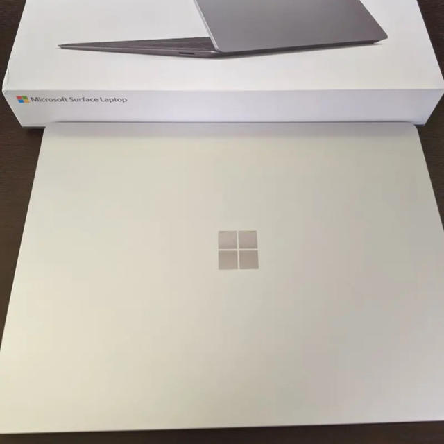 Surface Laptop 3　8GB　SSD128GB　13.5