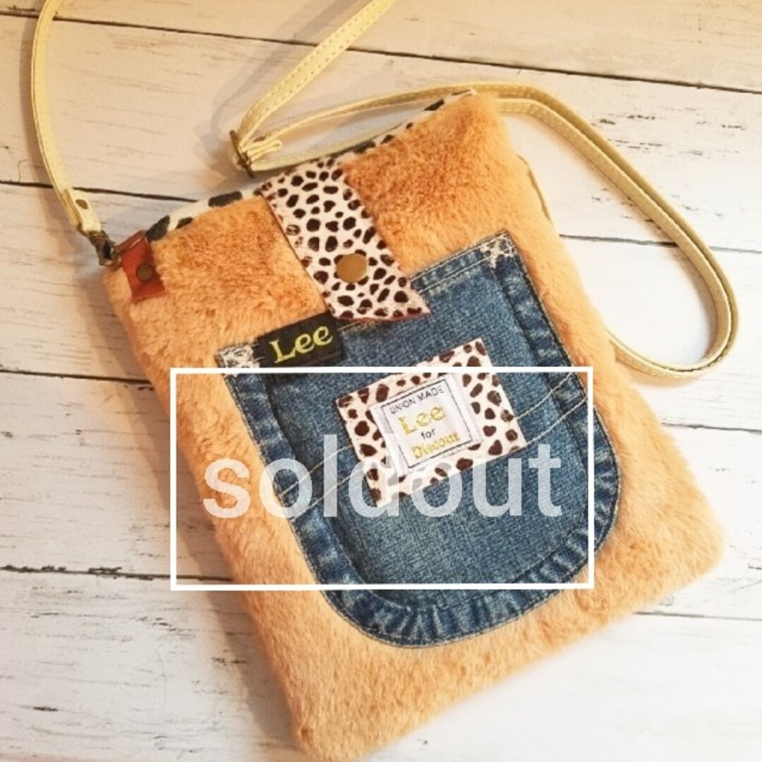 【soldout❢❢】handmade furショルダーポーチ ハンドメイドのファッション小物(ポーチ)の商品写真