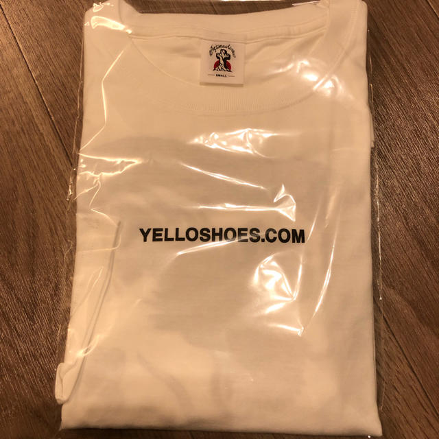 YELLO 渋谷POPUP限定ロンT レディースの靴/シューズ(ブーツ)の商品写真