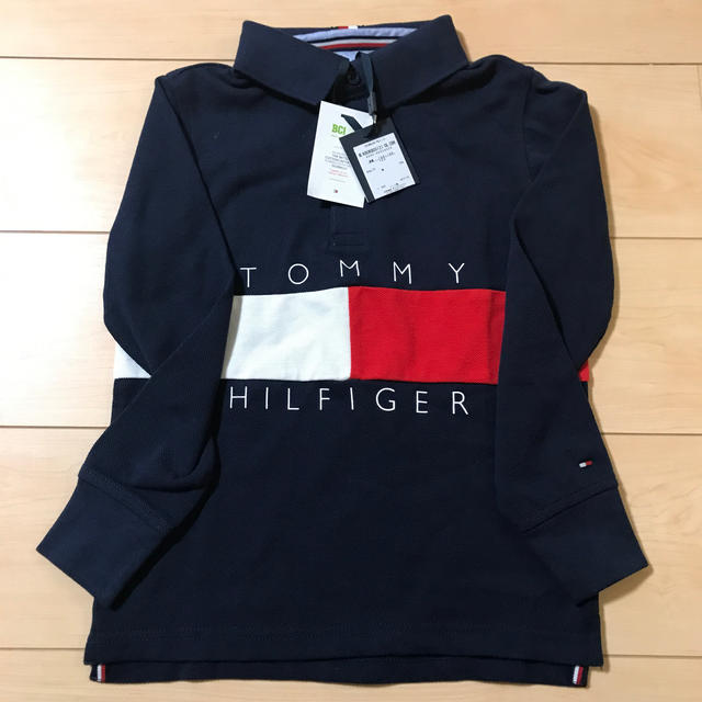 TOMMY HILFIGER(トミーヒルフィガー)のTOMMY HILFIGER キッズ 120 キッズ/ベビー/マタニティのキッズ服男の子用(90cm~)(Tシャツ/カットソー)の商品写真