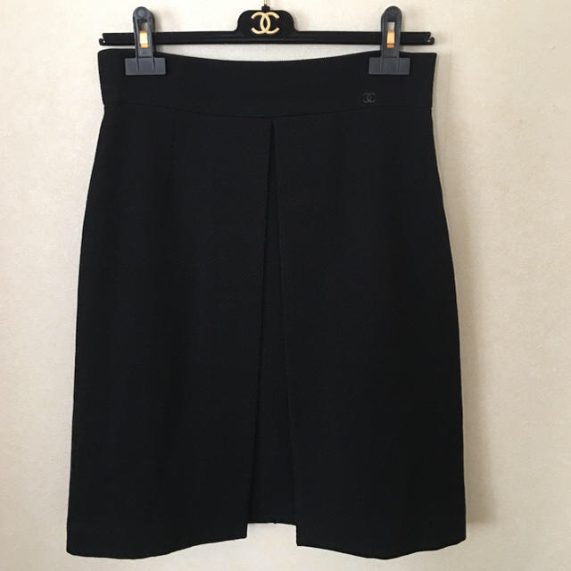 CHANEL(シャネル)のシャネルの上質でとても上品で素敵なスカート レディースのスカート(ひざ丈スカート)の商品写真