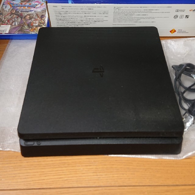 PlayStation4 本体 CUH-2100AB01 エンタメ/ホビーのゲームソフト/ゲーム機本体(家庭用ゲーム機本体)の商品写真